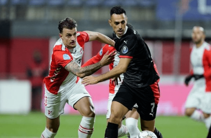 后卫不断涌 后卫不断涌