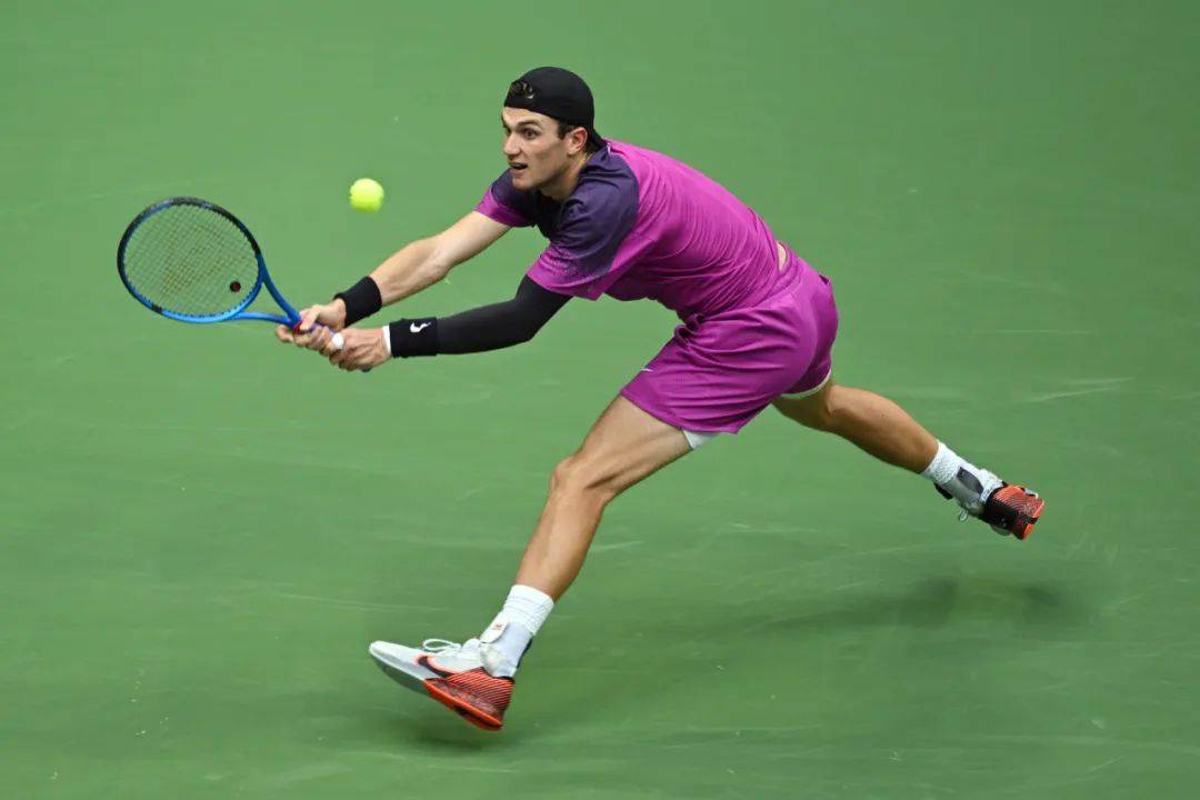 的低谷时 的低谷时