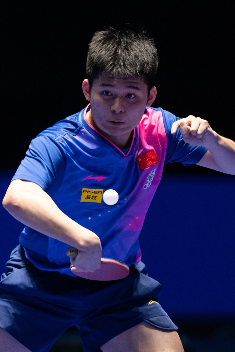 强队遇黑马 强队遇黑马